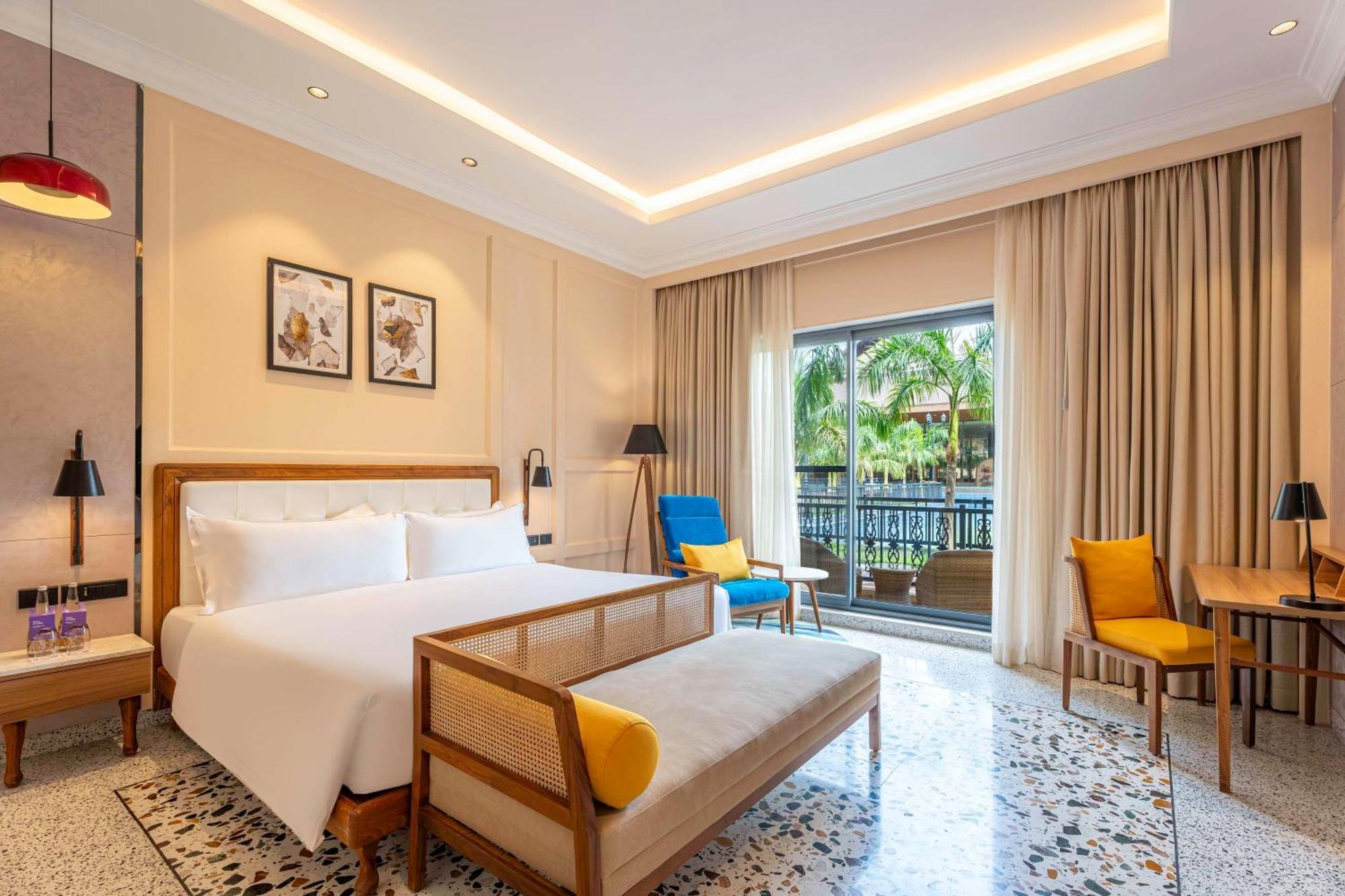 Radisson Blu Plaza Resort & Convention Centre Karjat Kültér fotó Deluxe Room