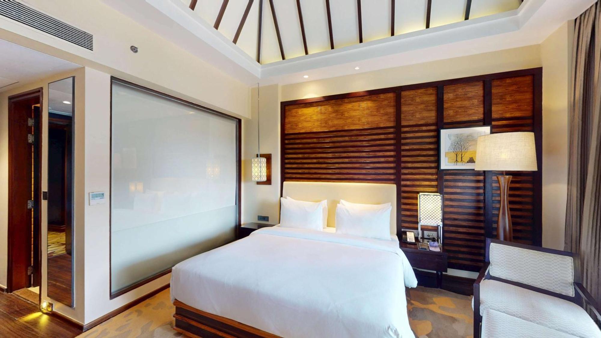 Radisson Blu Plaza Resort & Convention Centre Karjat Kültér fotó